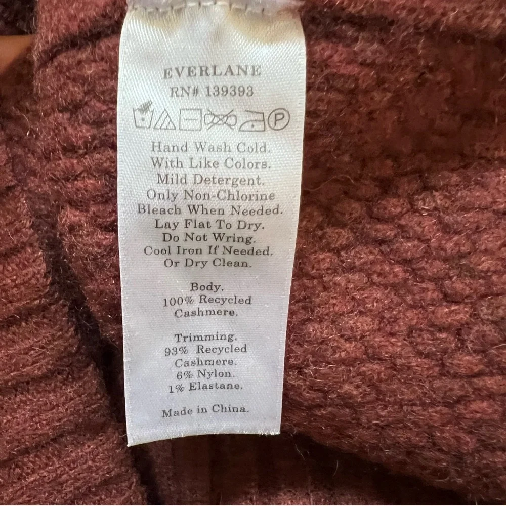 GUC | Everlane Recycled Cashmere, Waffle-knit Mockneck Sweater | Rust - Picture 5 of 7